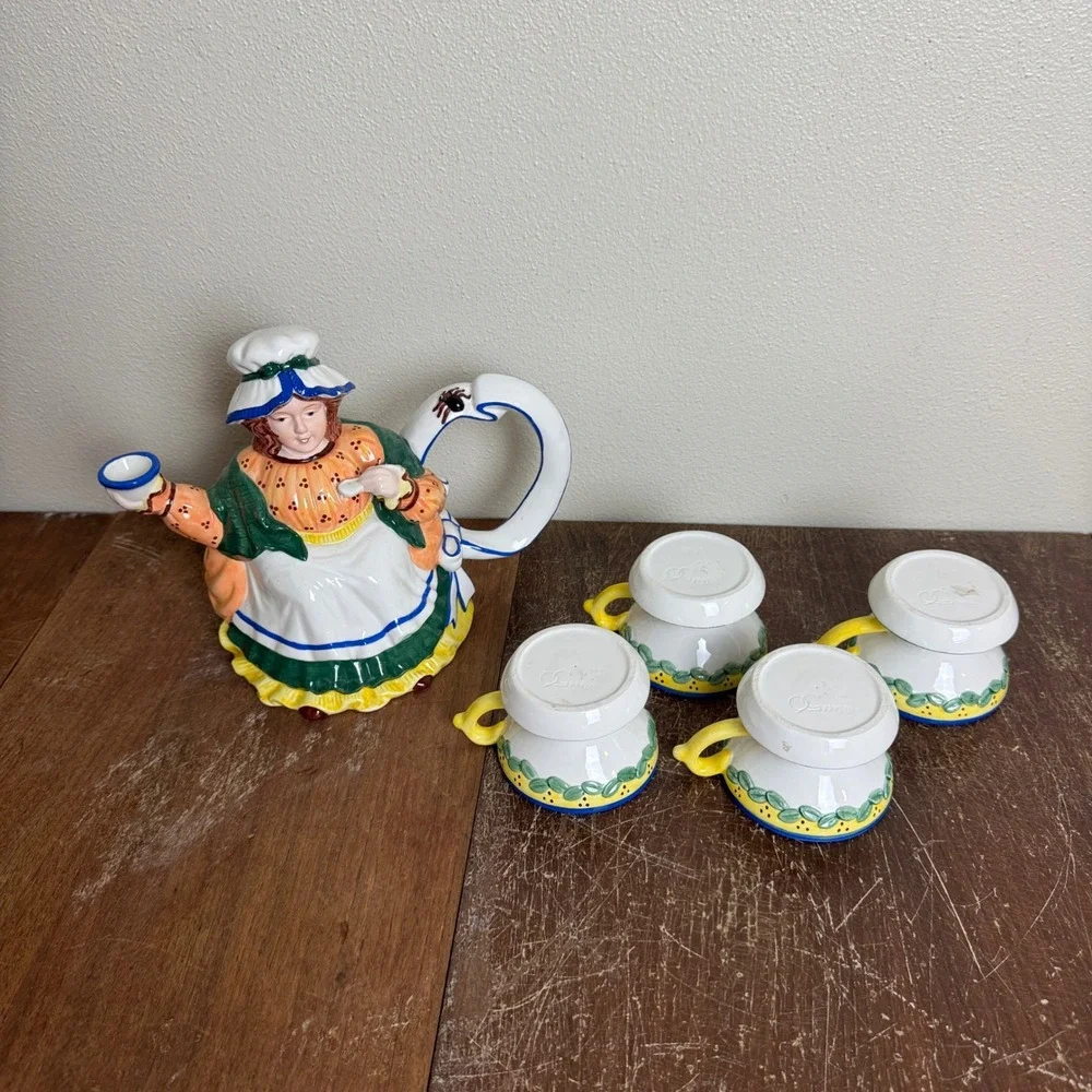 DEPT 56 Storybook Little Miss Muffet‎ Teapot 4 Cups Hand Painted Nursery Rhyme